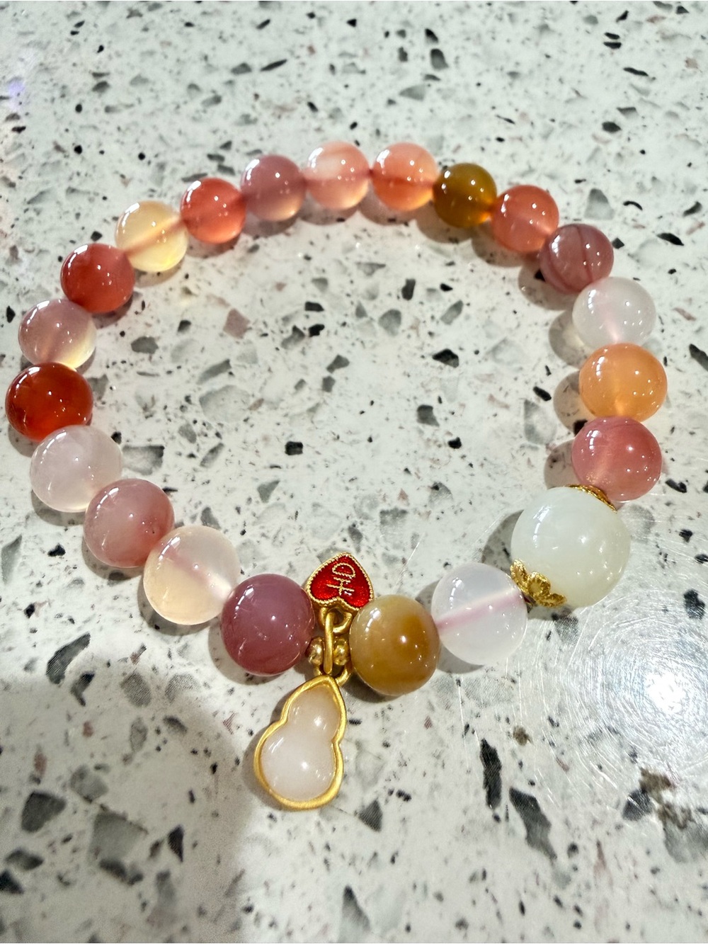 Multi-Tone Pink and Peach Yanyuan Agate Beaded Charm Bracelet